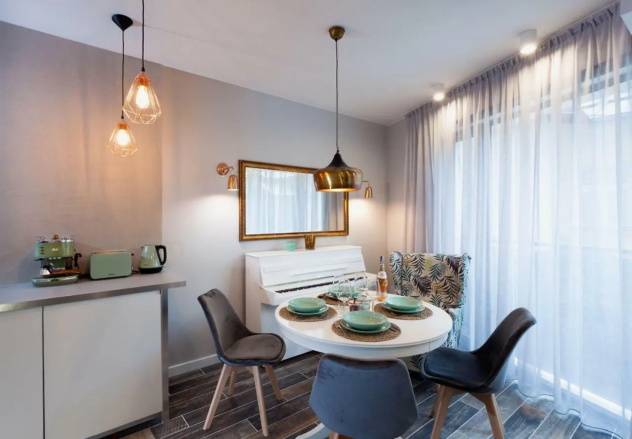 City Of The Kings Piano Apartment Krakow Poland